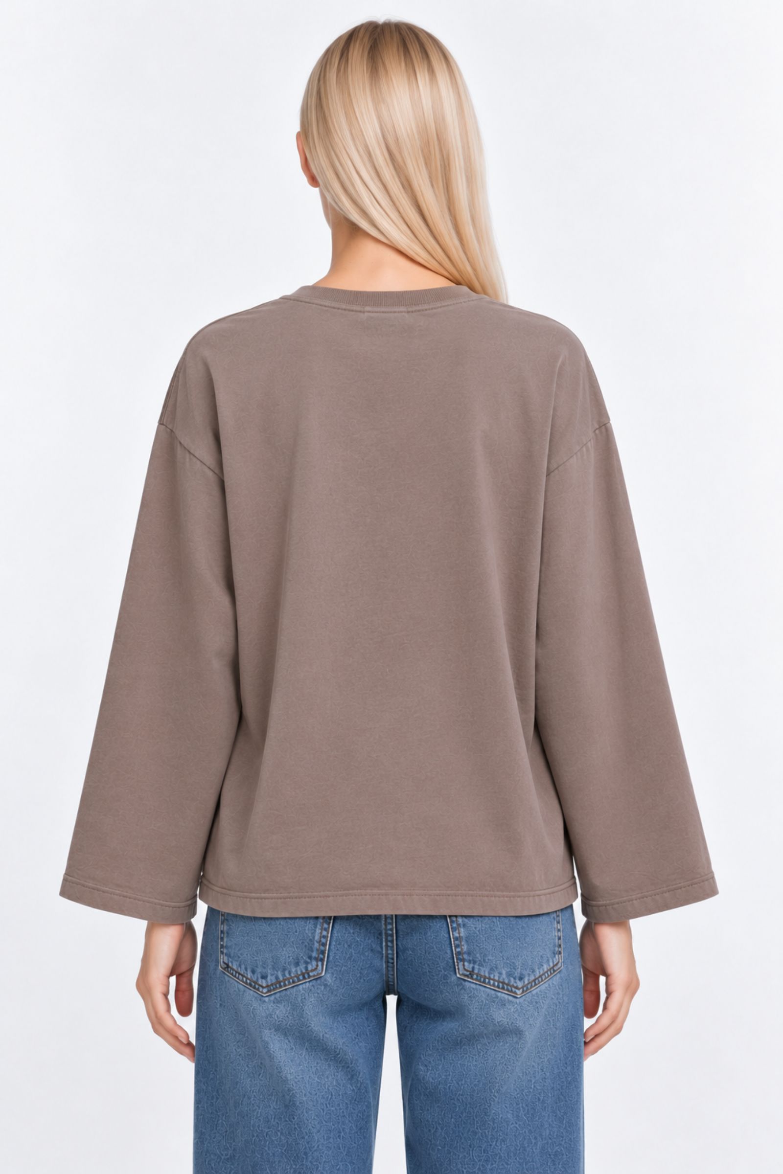 T-SHIRT OVERSIZE A MANICHE LUNGHE AMPIE - immagine 3