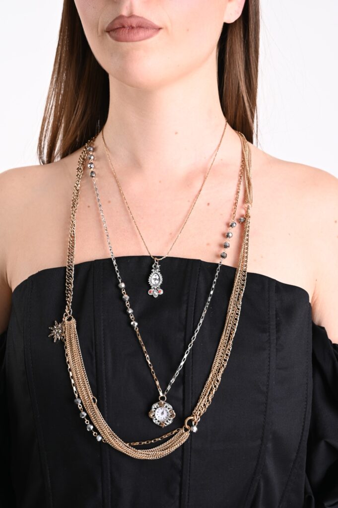 COLLANA MULTIFILO CON CATENE E CHARM - Gold, TU 