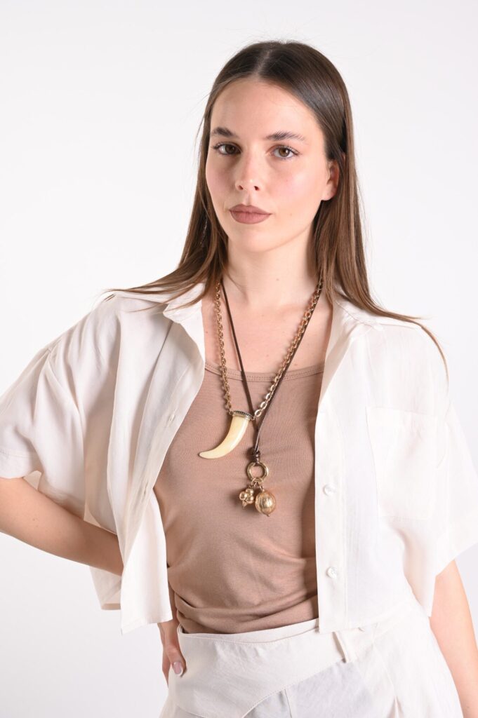 COLLANA MULTIFILO CON PENDENTE CORNO 