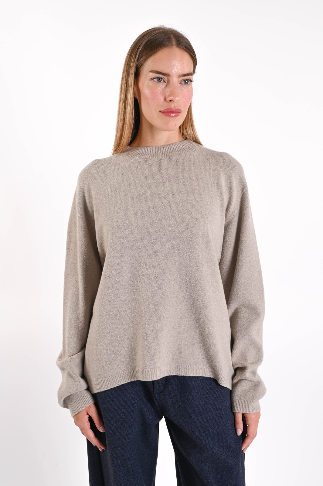 MAGLIONE COMFORT FIT GIROCOLLO