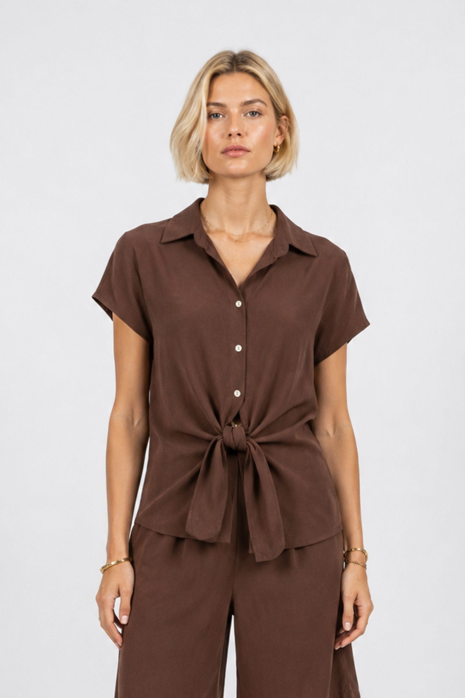 Progetto senza titolo (39) CAMICIA CON NODO SUL DAVANTI - Choco, TU