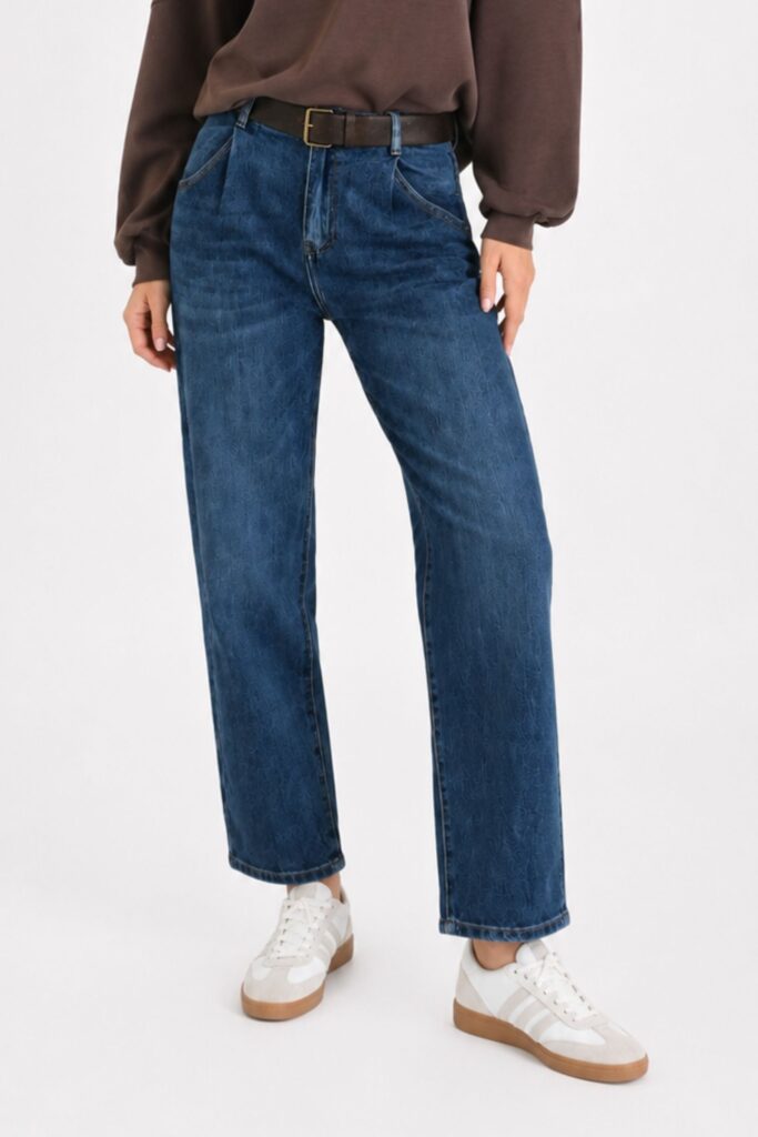 JEANS CON CINTURA 