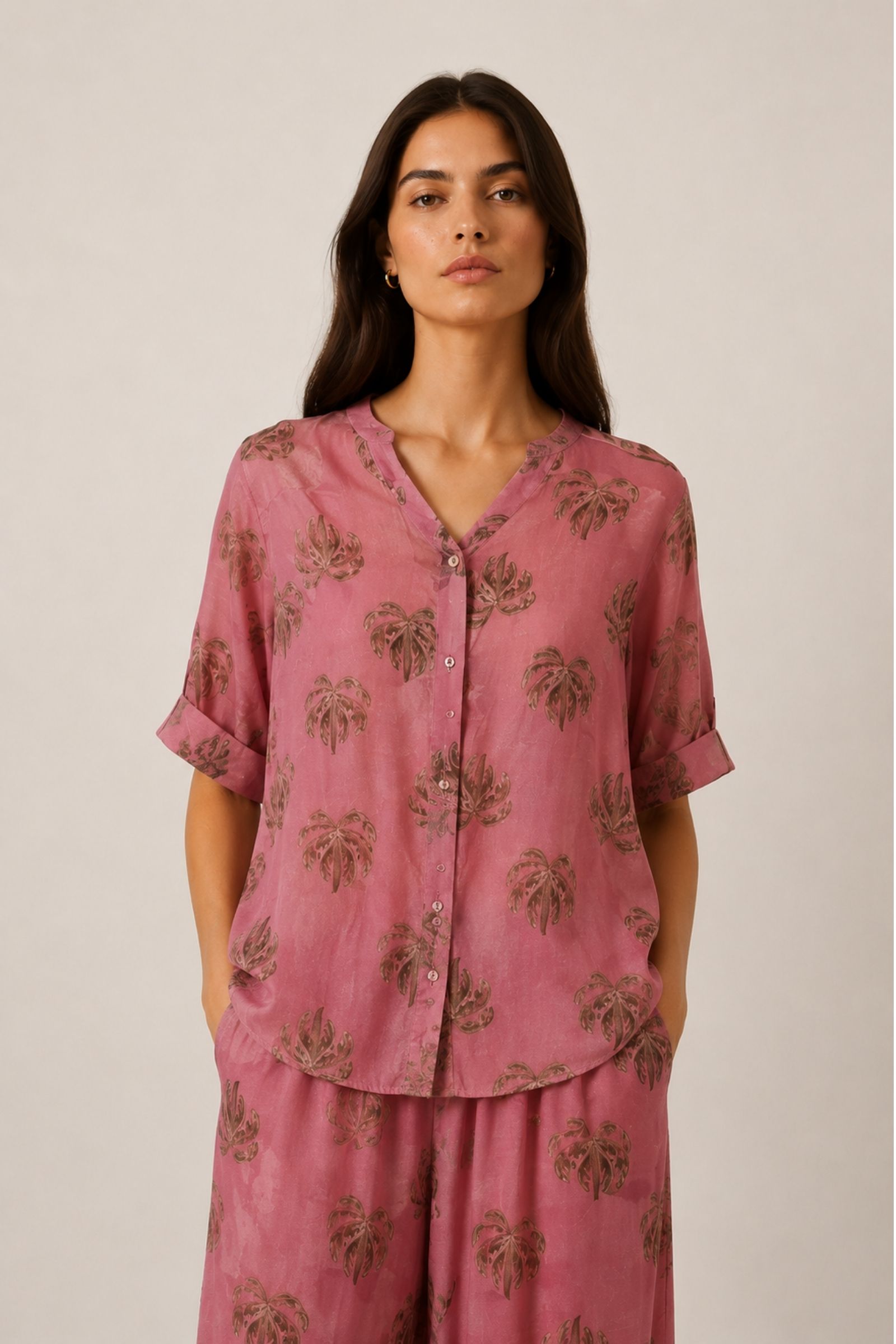 CAMICIA CON COLLETTO ALLA COREANA FANTASIA PALME - immagine 4