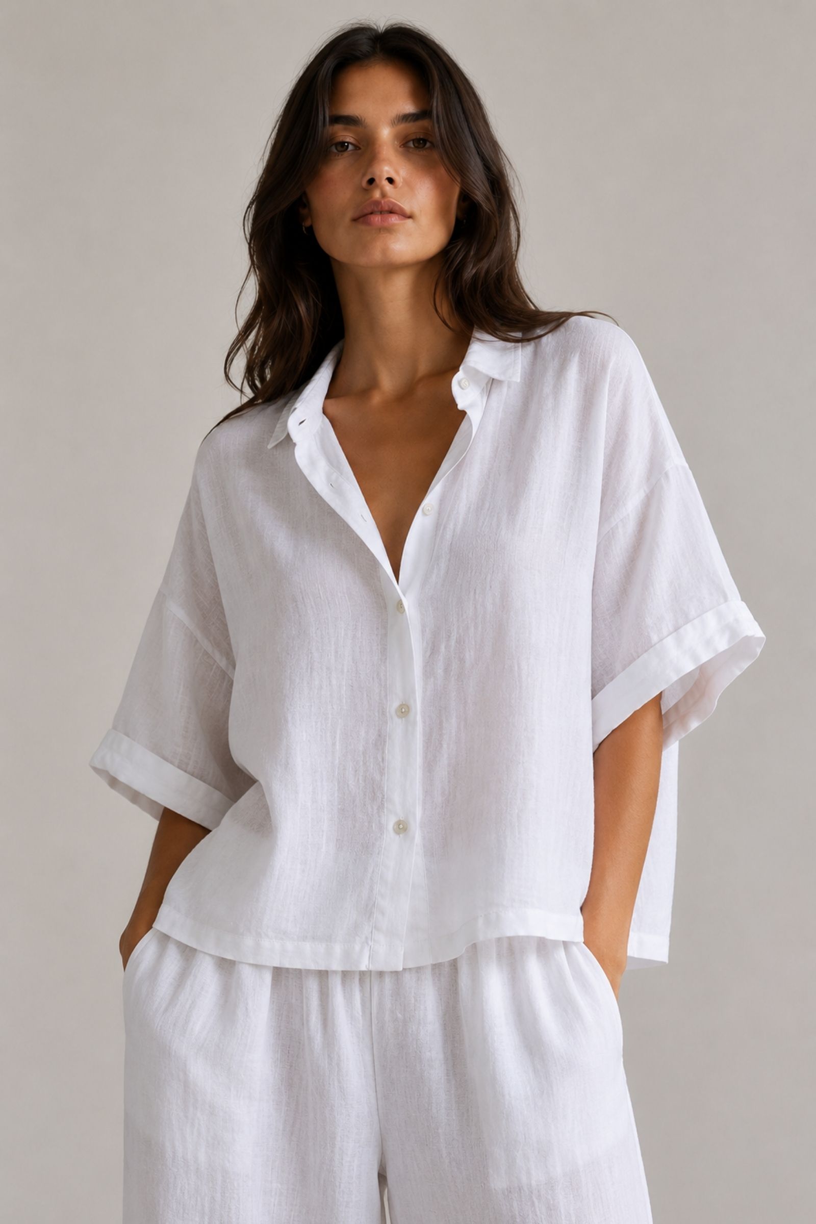 CAMICIA A MANICHE CORTE IN LINO