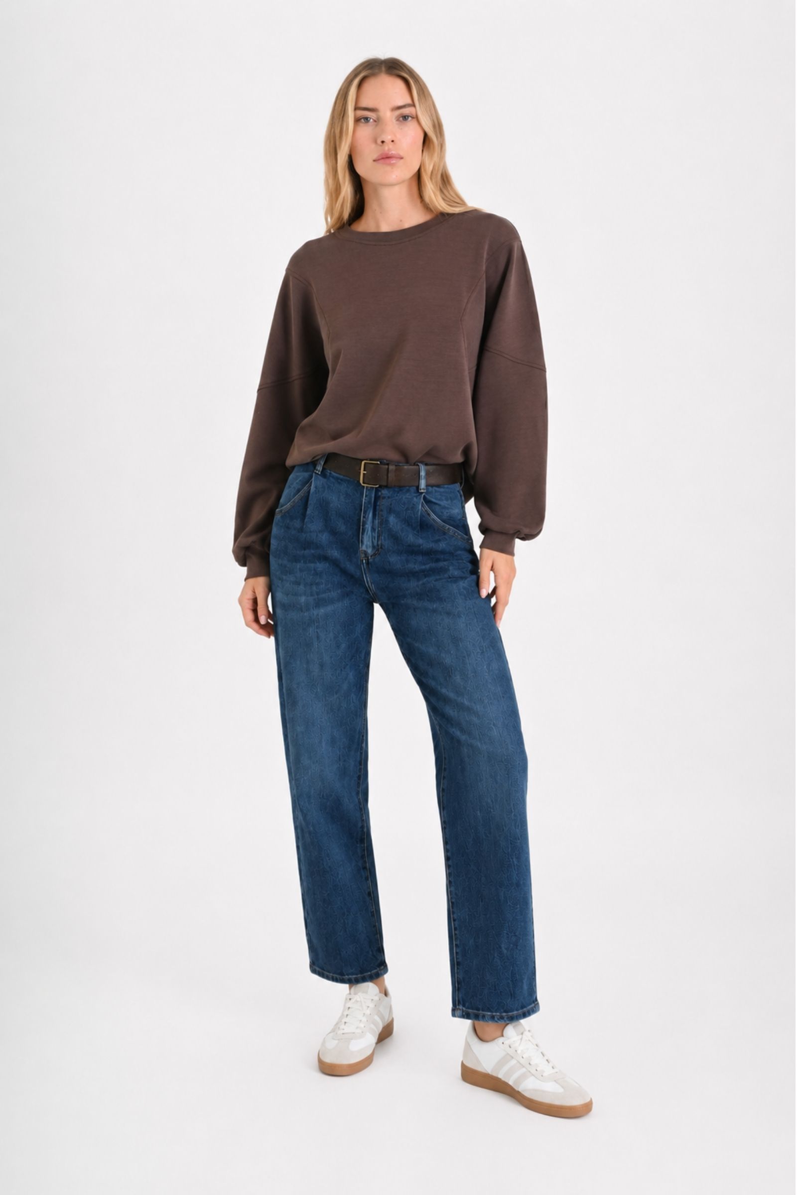 JEANS CON CINTURA - immagine 2