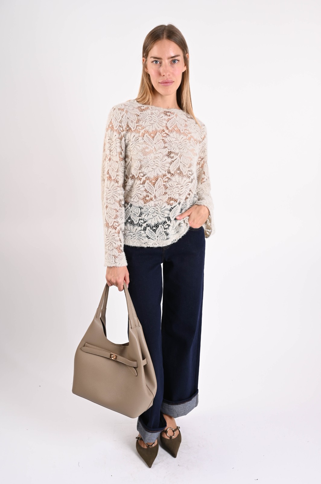 BLUSA SEMITRASPARENTE IN PIZZO FLOREALE CON MANICHE A CAMPANA - immagine 5