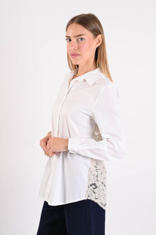 Alternative view of CAMICIA CON INSERTI IN PIZZO FLOREALE