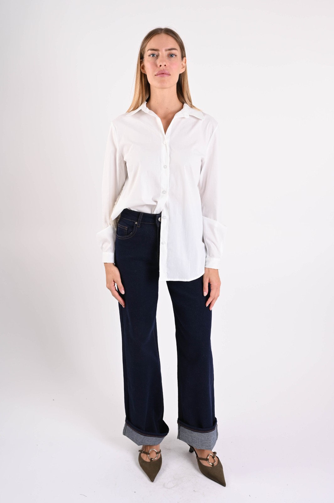 CAMICIA CON INSERTI IN PIZZO FLOREALE - immagine 5
