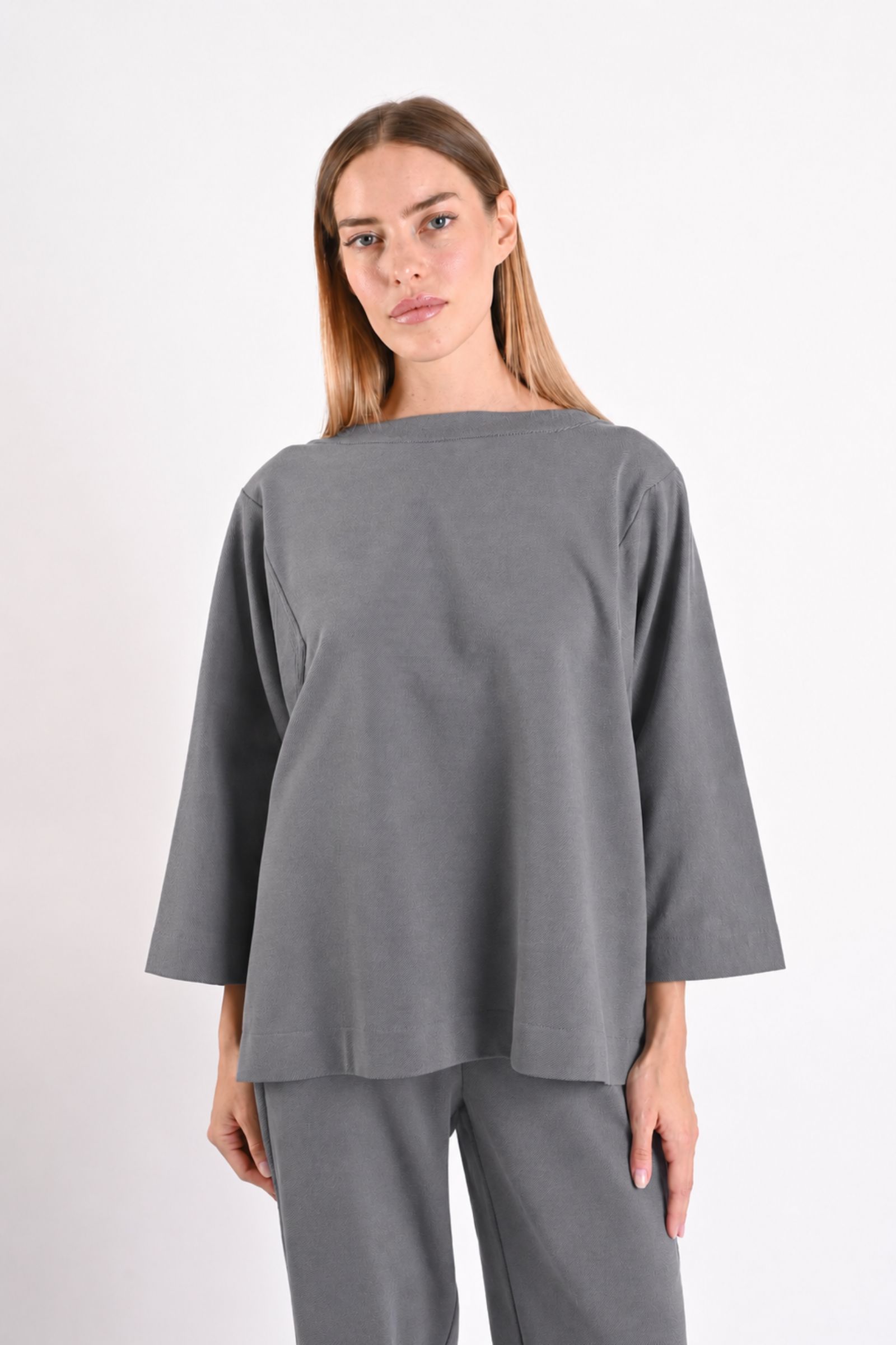 AM930-06_GRIGIO MAGLIA OVERSIZE CON SCOLLO A BARCA - Grey, S