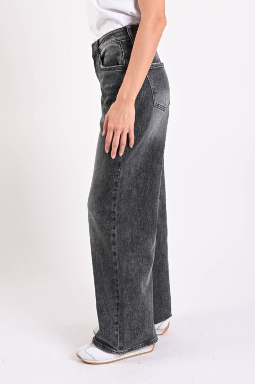 Alternative view of JEANS FLARE CINQUE TASCHE