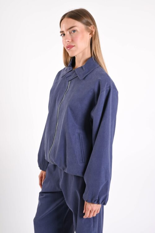 Alternative view of GIACCA CORTA CON ZIP E COLLETTO