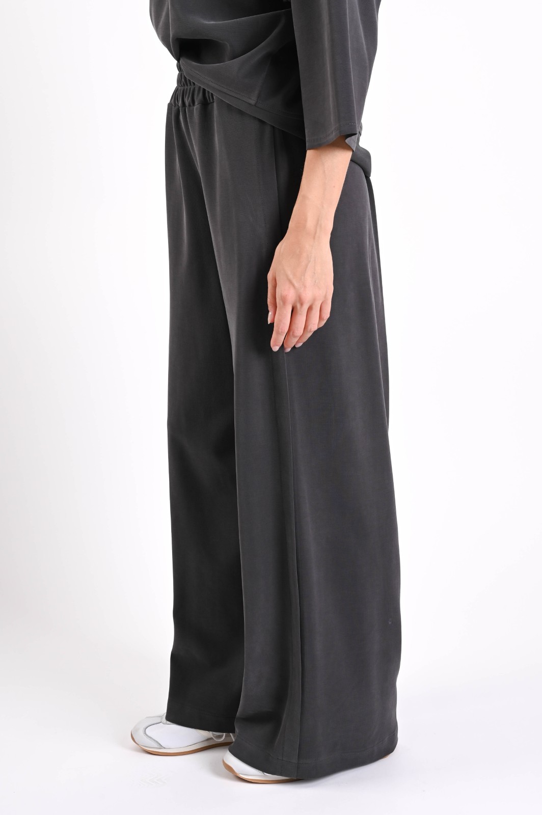 PANTALONE PALAZZO MORBIDO CON VITA ELASTICIZZATA - immagine 3