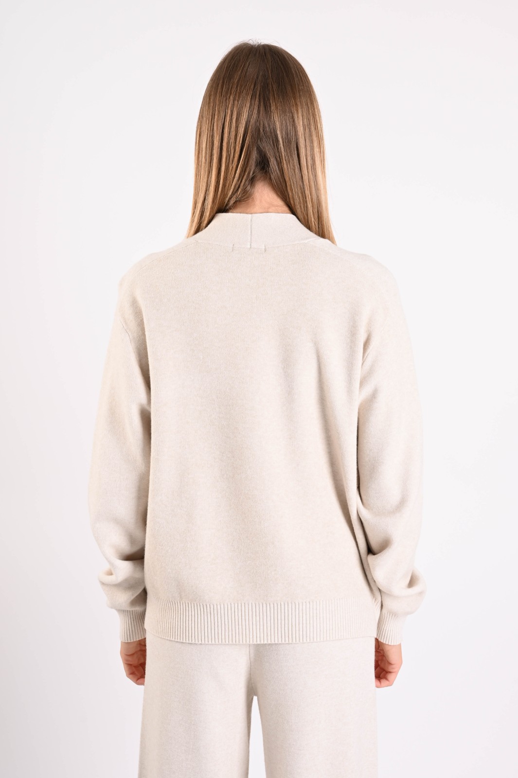 CARDIGAN CORTO CON BOTTONE - immagine 3