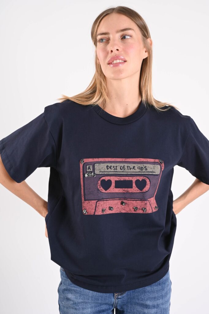 T-SHIRT CON STAMPA CASSETTA VINTAGE 
