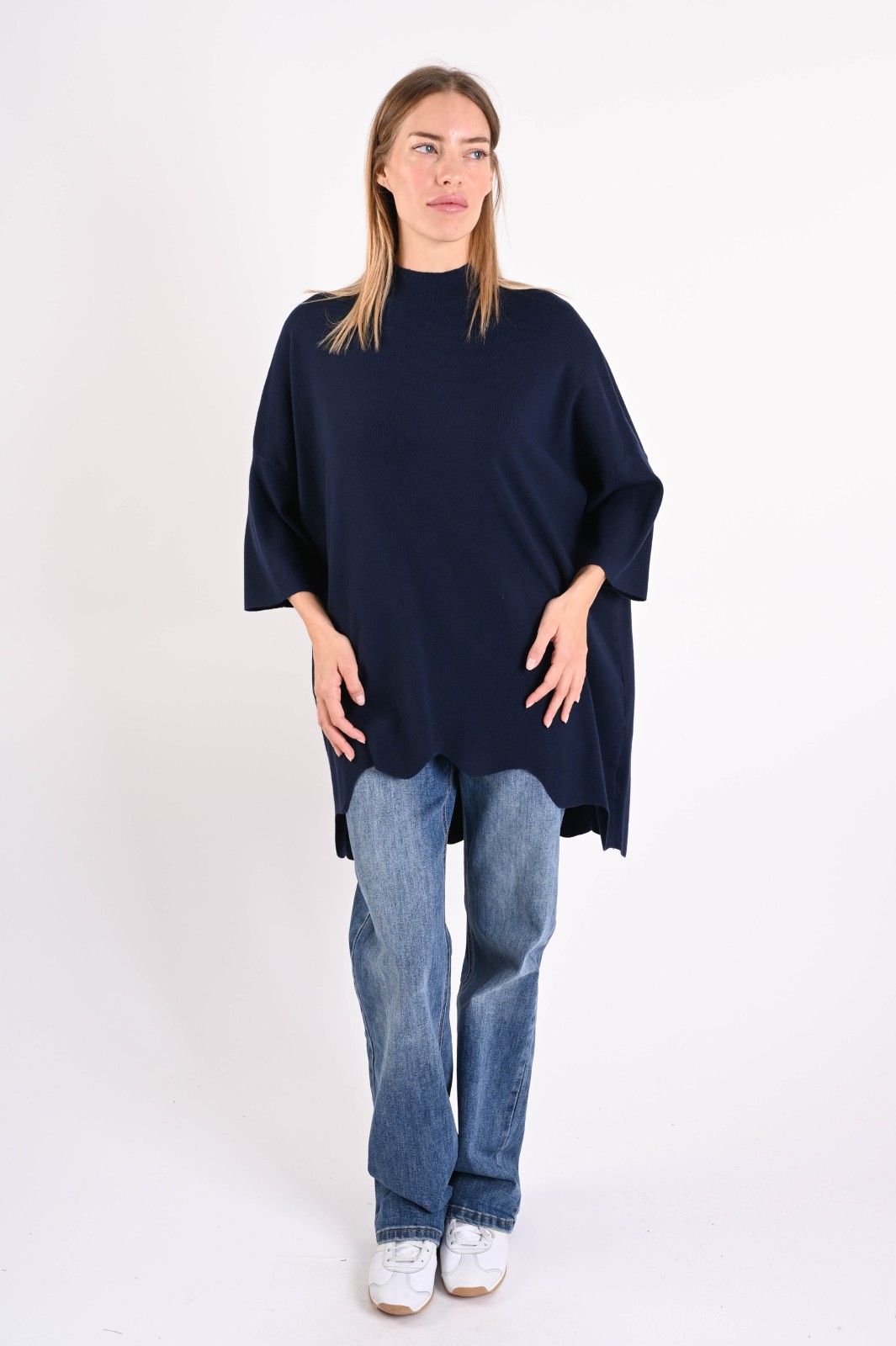 MAGLIA LUNGA CON MANICHE A 3/4 - immagine 4