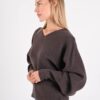 MAGLIONE CON SCOLLO A V E MANICHE AMPIE - immagine 2
