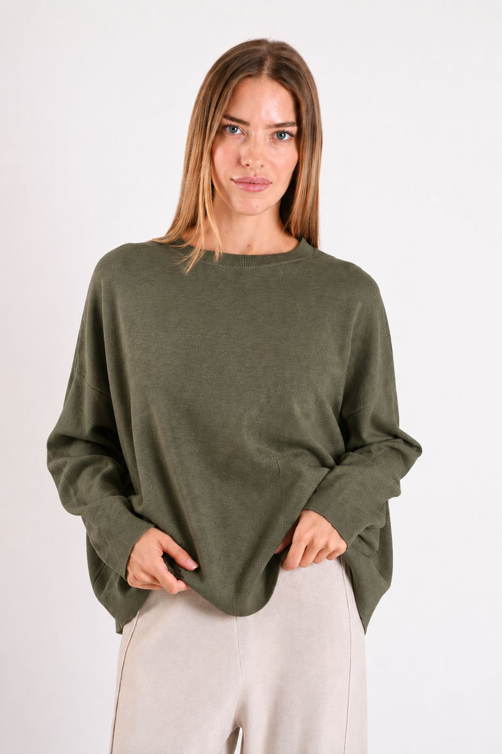 c2600471-befe-4402-87c5-dafefc294d4e MAGLIA MORBIDA CON SPALLE SCESE E TASCHINA - Militare, TU