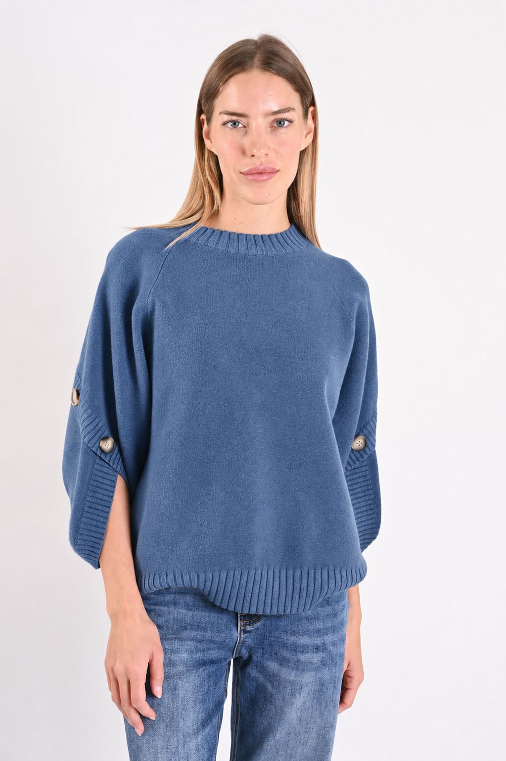 d13b5b0d-b0b2-4563-a8ee-28e95d0c0616 MAGLIONE MORBIDO CON MANICHE A 3/4 E BOTTONI - Denim, TU