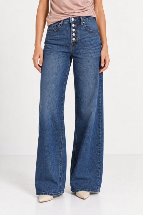 Alternative view of JEANS CON BOTTONI FRONTALI
