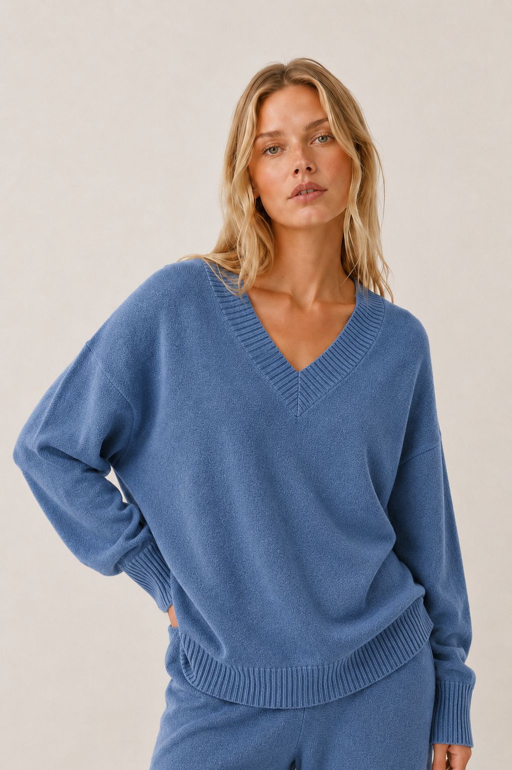 8333b2c6-67bf-47ae-9a20-0ee29602f213 MAGLIA OVER SCOLLO A V - Denim, TU