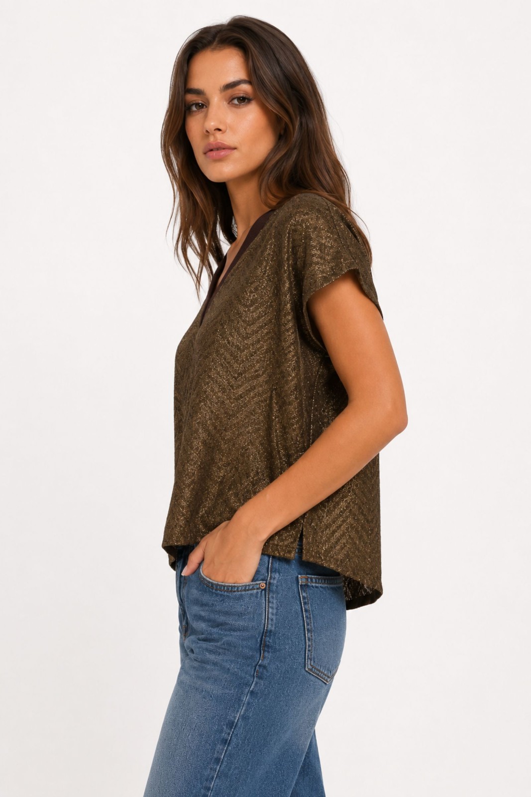 MAGLIA LUREX CON SCOLLO A V - immagine 2