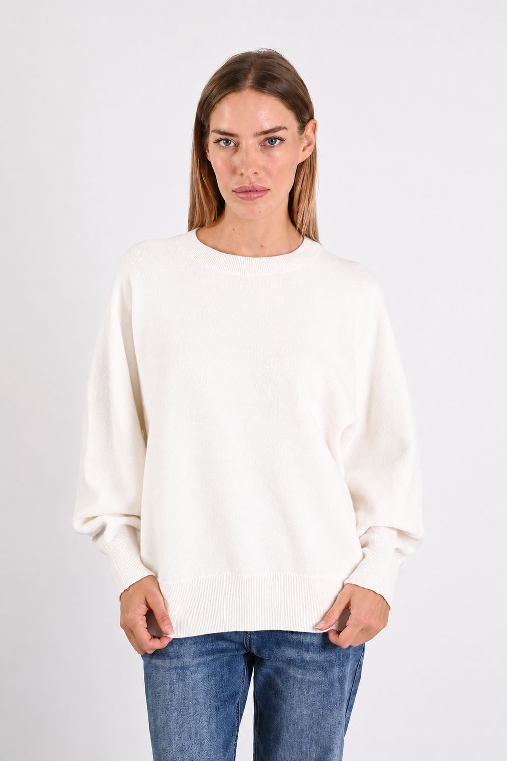 da14595c-0302-4cb2-8d12-b35b99198261 MAGLIA OVERSIZE GIROCOLLO IN MAGLIA MORBIDA CON MANICHE AMPIE - Crema, TU
