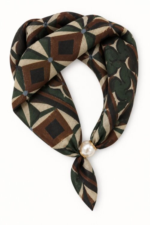 FOULARD FANTASIA GEOMETRICA CON DETTAGLIO PERLA