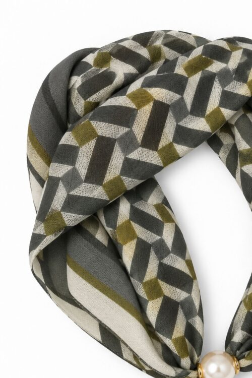 Alternative view of FOULARD FANTASIA VERDE CON DETTAGLIO PERLA