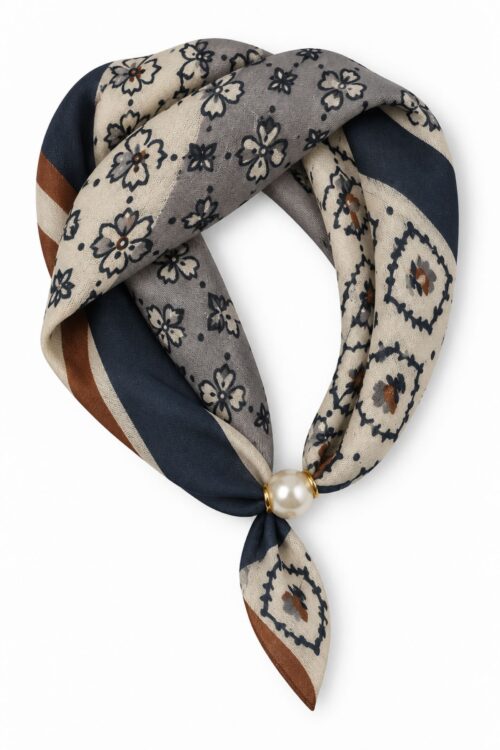 FOULARD FANTASIA CON DETTAGLIO PERLA