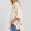 MAGLIA OVERSIZE CON INSERTO IN PIZZO - immagine 2