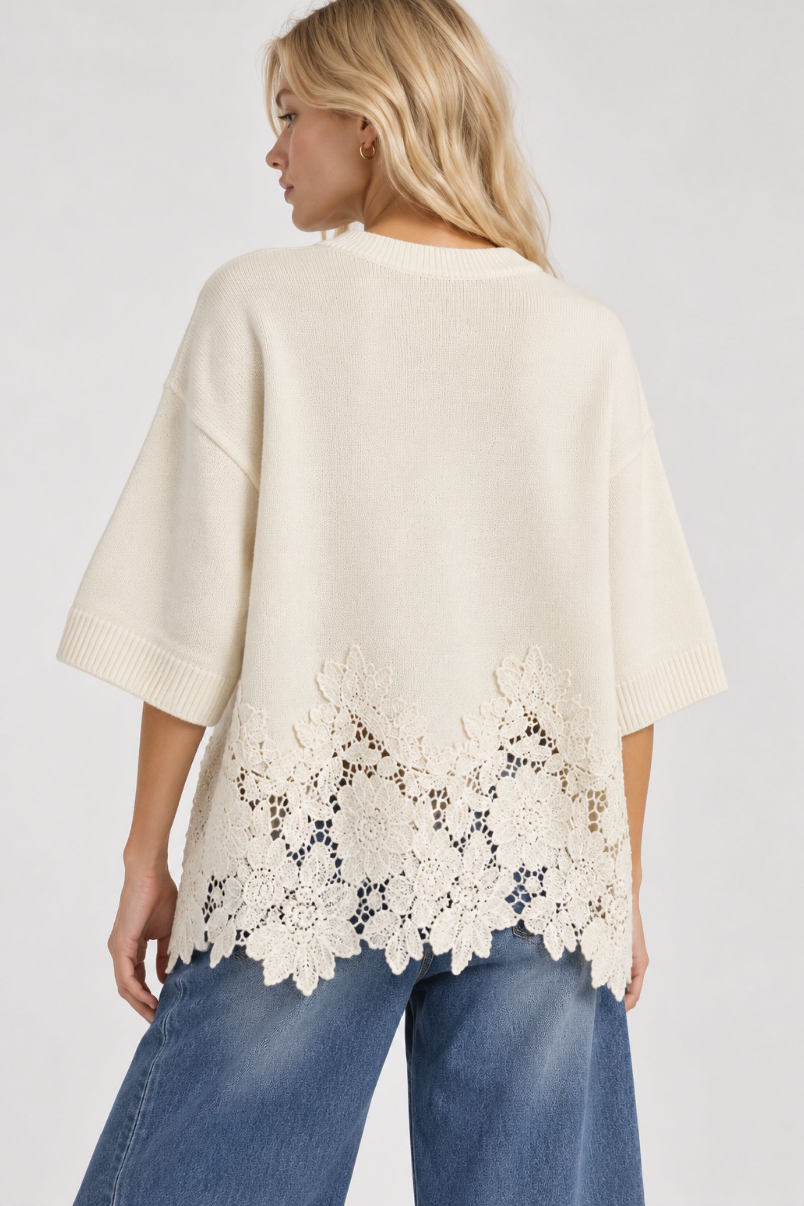 MAGLIA OVERSIZE CON INSERTO IN PIZZO - immagine 3