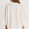 MAGLIA OVERSIZE CON SCOLLO A V E APPLICAZIONI GIOIELLO - immagine 3
