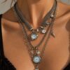 COLLANA MULTIFILO CON CHARMS - immagine 2
