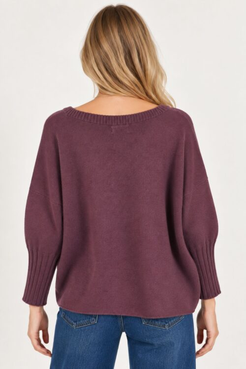 Alternative view of MAGLIA OVERSIZE SCOLLO AMPIO IN MISTO VISCOSA