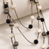 COLLANA LUNGA MULTIFILO CON ELEMENTI TONDI - immagine 2