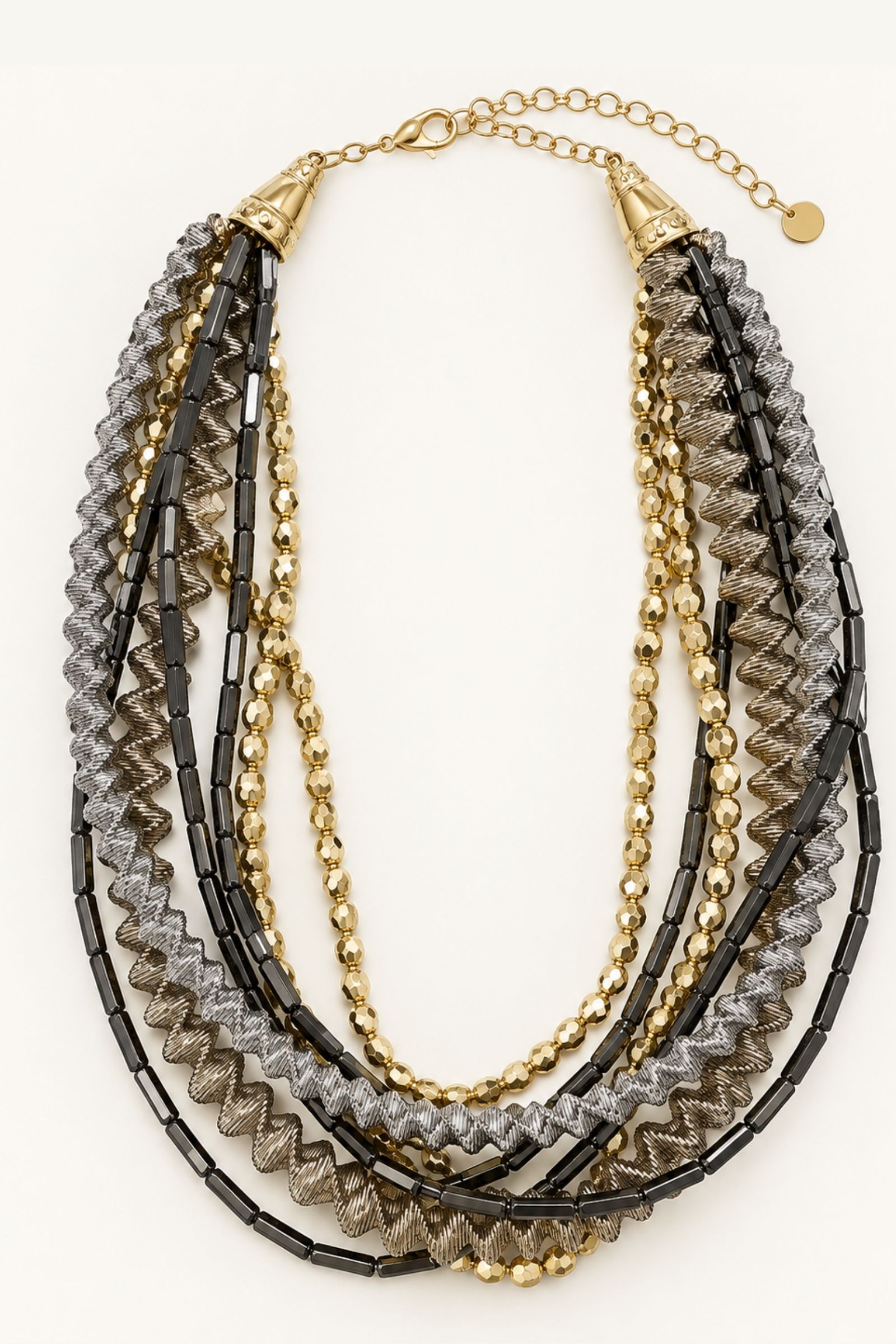 COLLANA MULTIFILO CON CRISTALLI E DETTAGLI METALLIZZATI