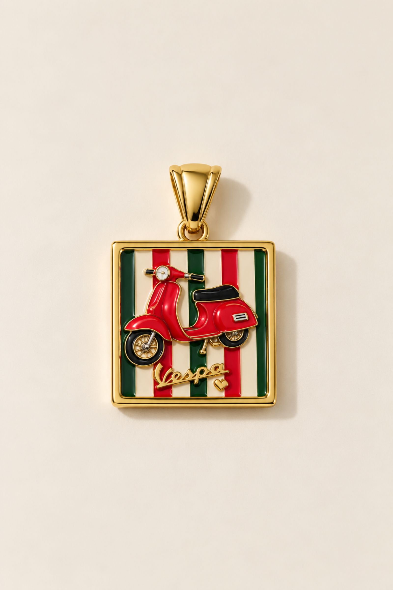 PENDENTE QUADRATO CON VESPA E DETTAGLI TRICOLORE