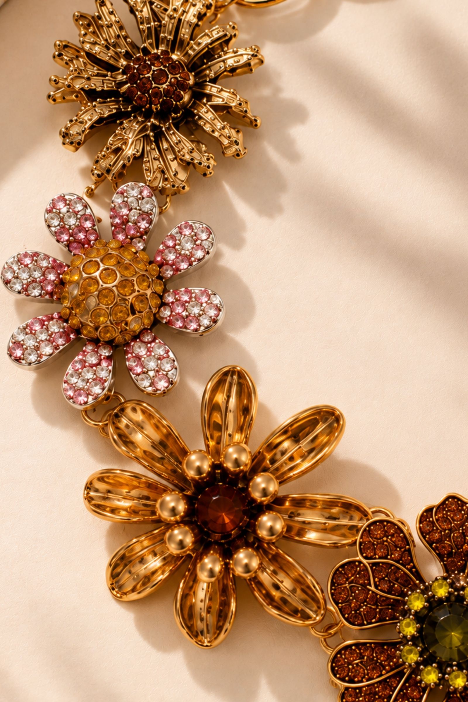 COLLANA CON FIORI GIOIELLO - Image 2