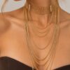 COLLANA MULTIFILO CON CATENE DORATE