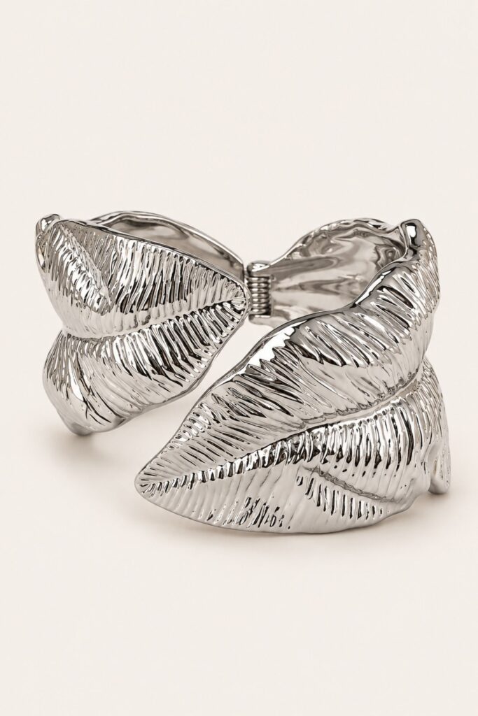 BRACCIALE RIGIDO FOGLIE 