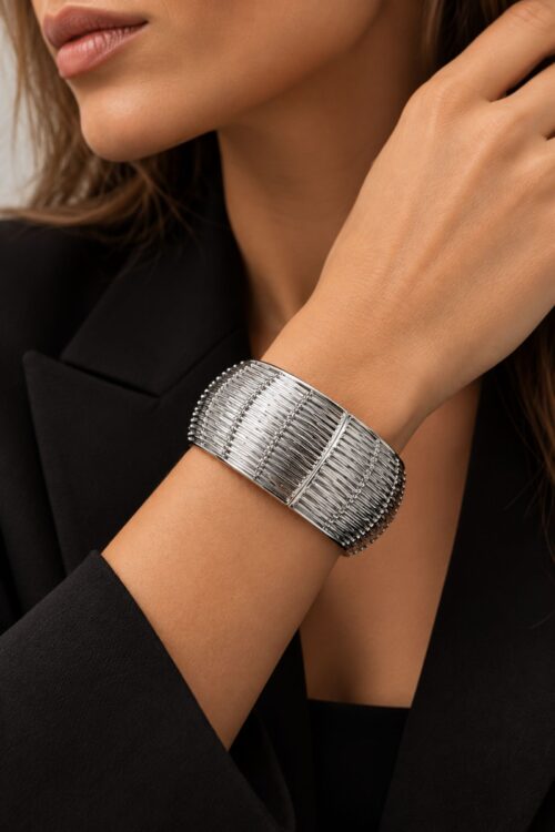 BRACCIALE RIGIDO A FASCIA CON FILI METALLICI