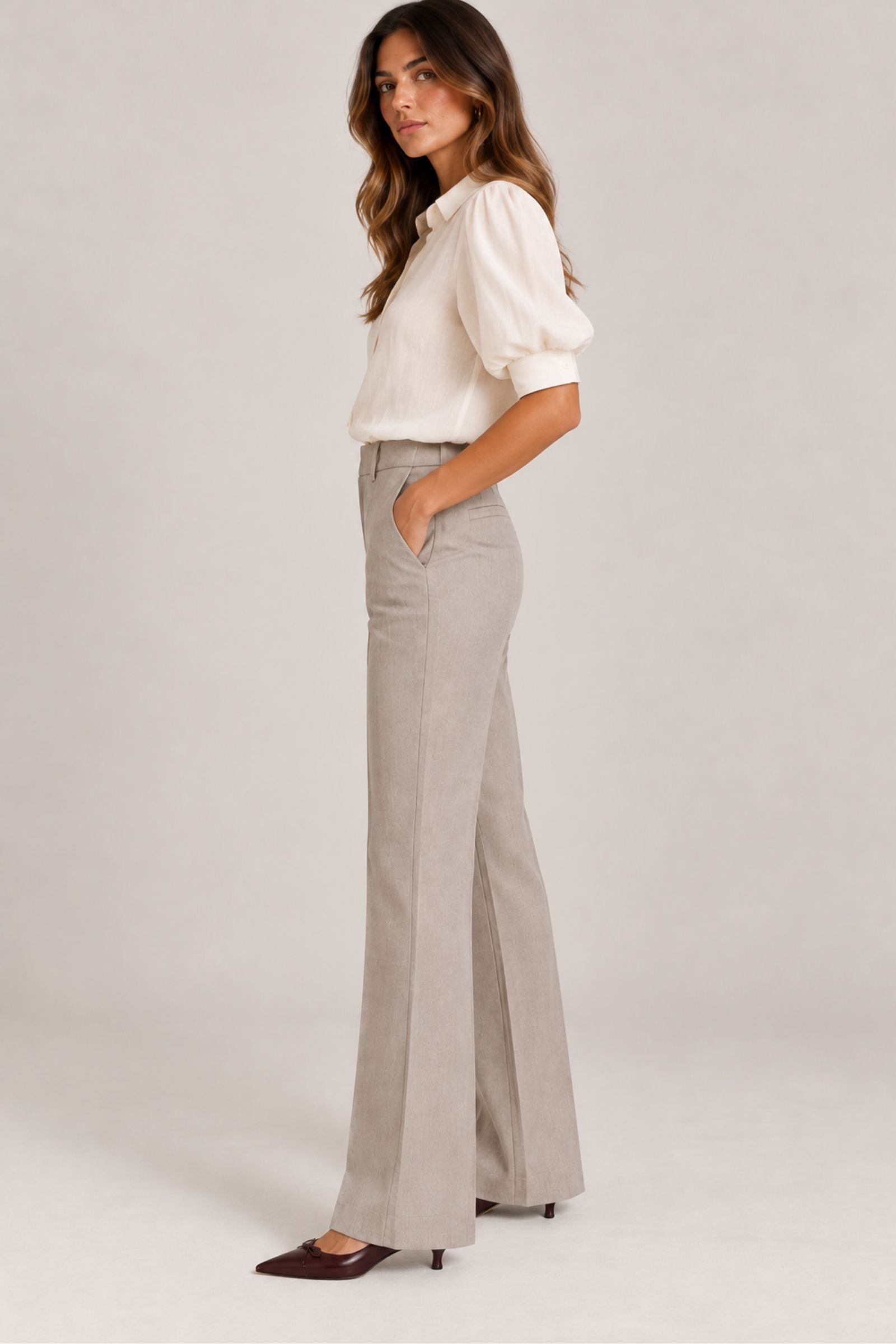 PANTALONE FLARE CON PIEGA CENTRALE - immagine 3