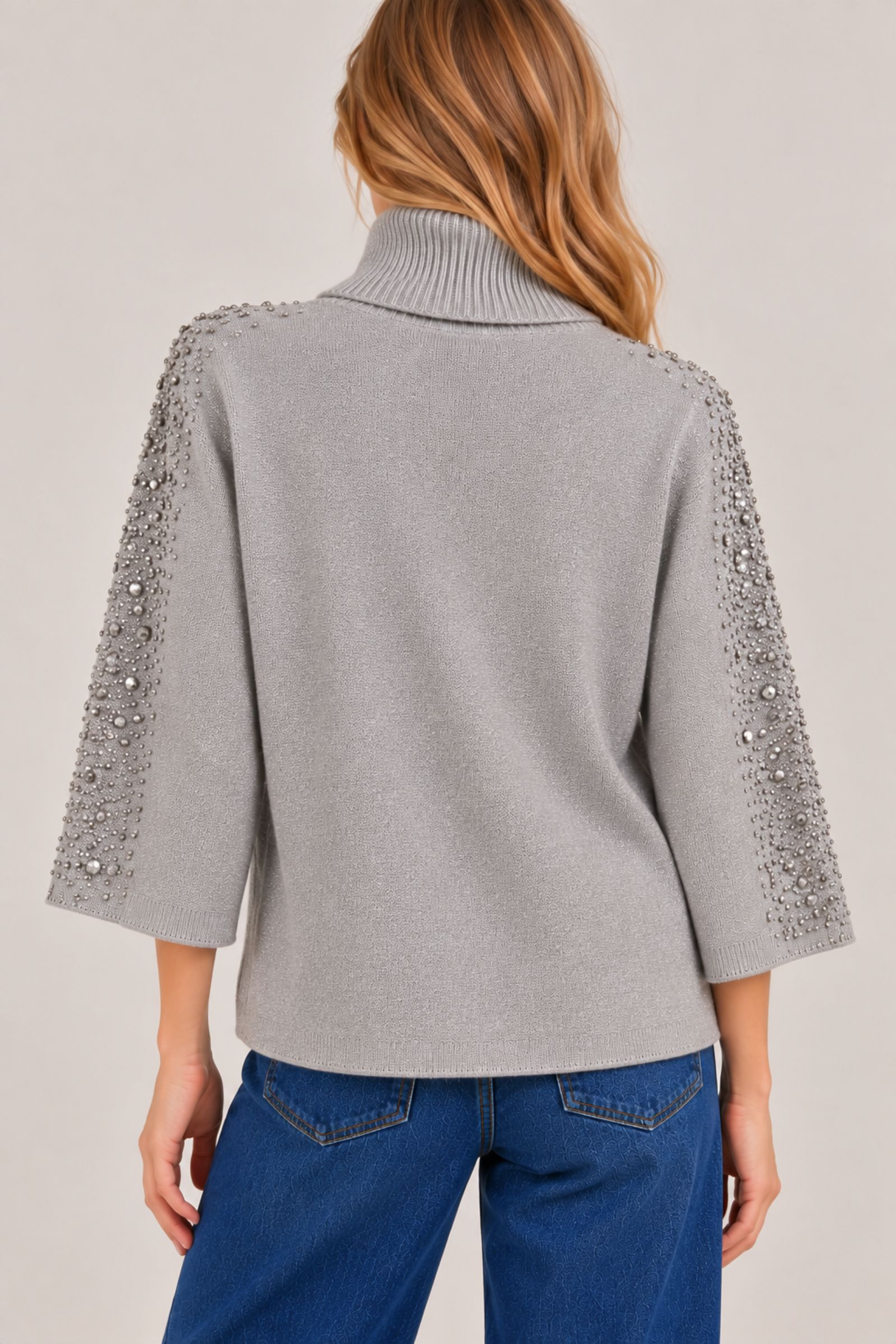 MAGLIA DOLCEVITA CON STRASS SULLE MANICHE - immagine 3
