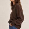 MAGLIONE DOLCEVITA MORBIDO CON MANICHE AMPIE - immagine 3