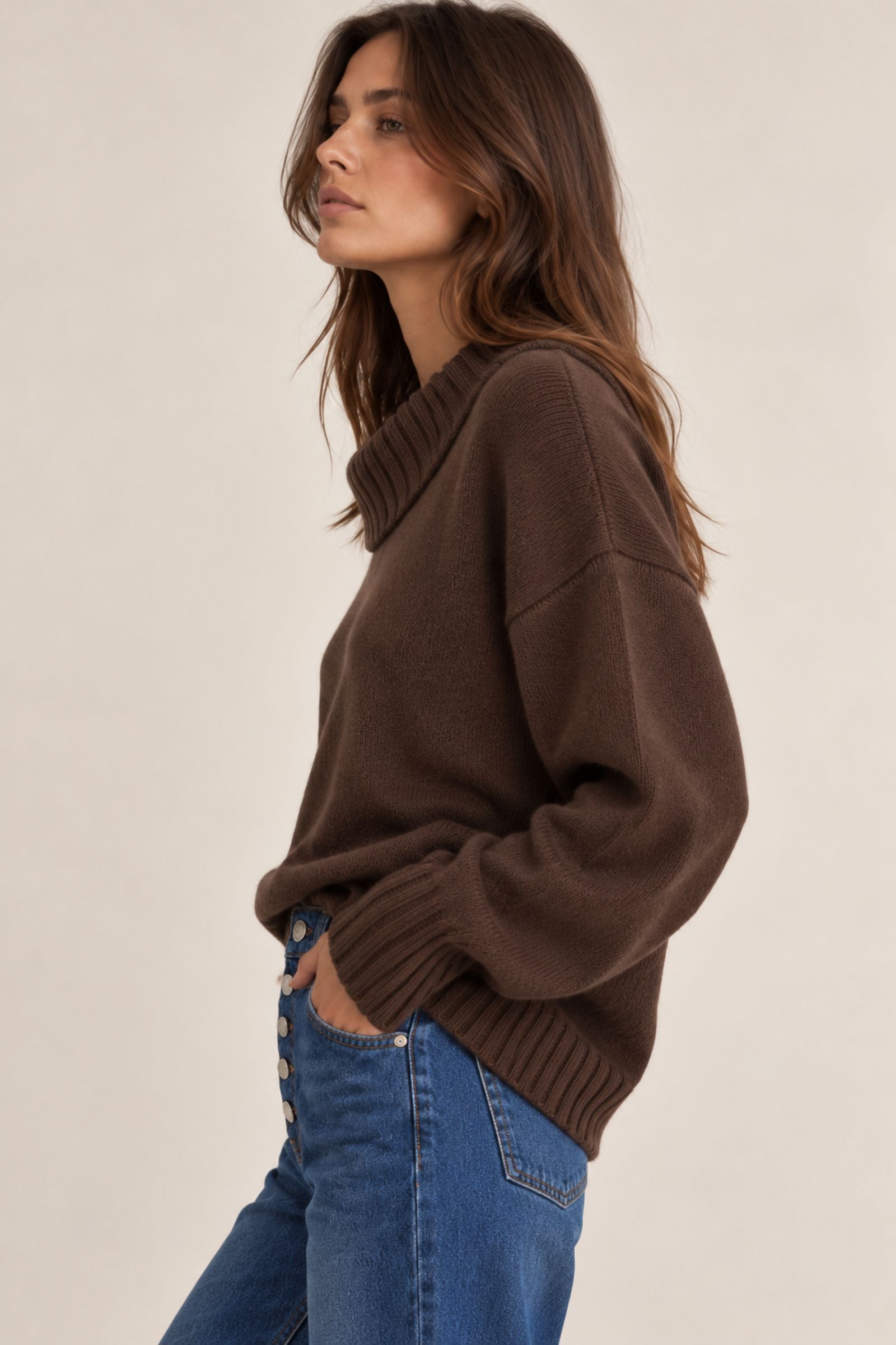 MAGLIONE DOLCEVITA MORBIDO CON MANICHE AMPIE - immagine 3