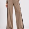 PANTALONE IN MAGLIA CON PROFILO A CONTRASTO - immagine 2