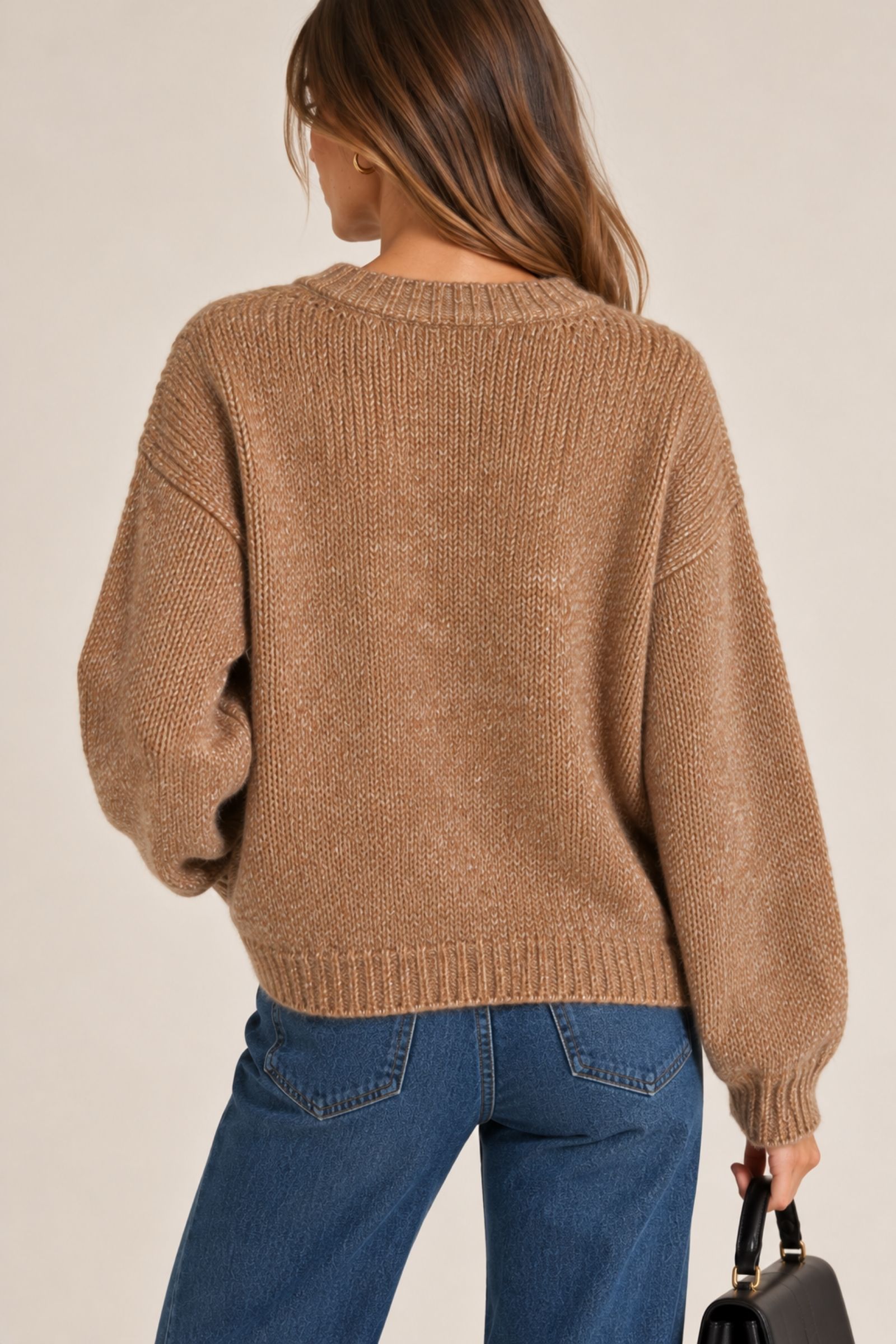 MAGLIONE GIROCOLLO CON MANICHE LUNGHE - immagine 3