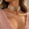 COLLANA CHOKER MULTIFILO CON PERLE E DETTAGLIO GIOIELLO