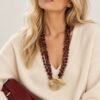 COLLANA MULTIFILO CON PERLINE E CHIUSURA DECORATIVA