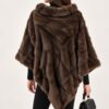 PONCHO IN PELLICCIA ECOLOGICA CON CAPPUCCIO - immagine 3